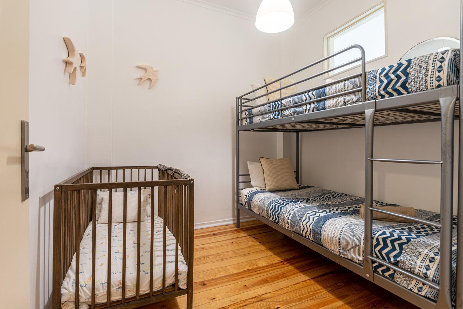 Spacious Apartment With Terrace At Graca ลิสบอน ภายนอก รูปภาพ